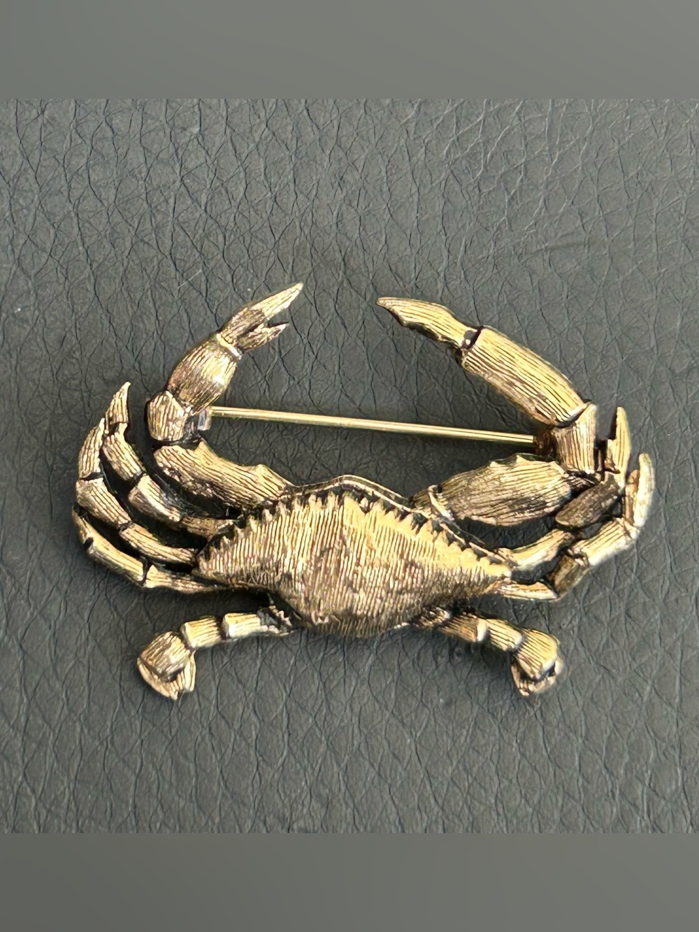 JOLLE Crab Figural Pin